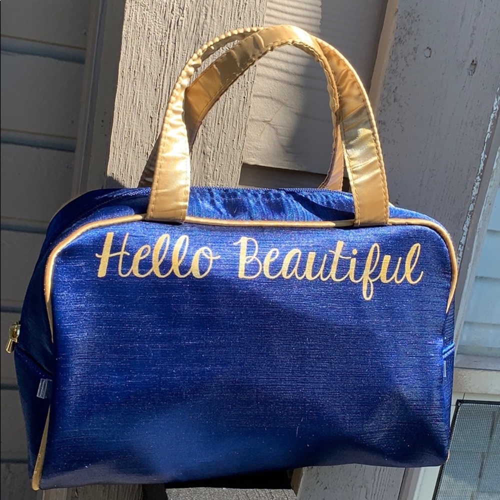 NWOT Hello Beautiful Makeup Bag